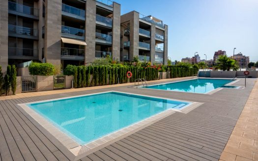 Piscina terraza apartamentos Residencial Can Domenge en Palma
